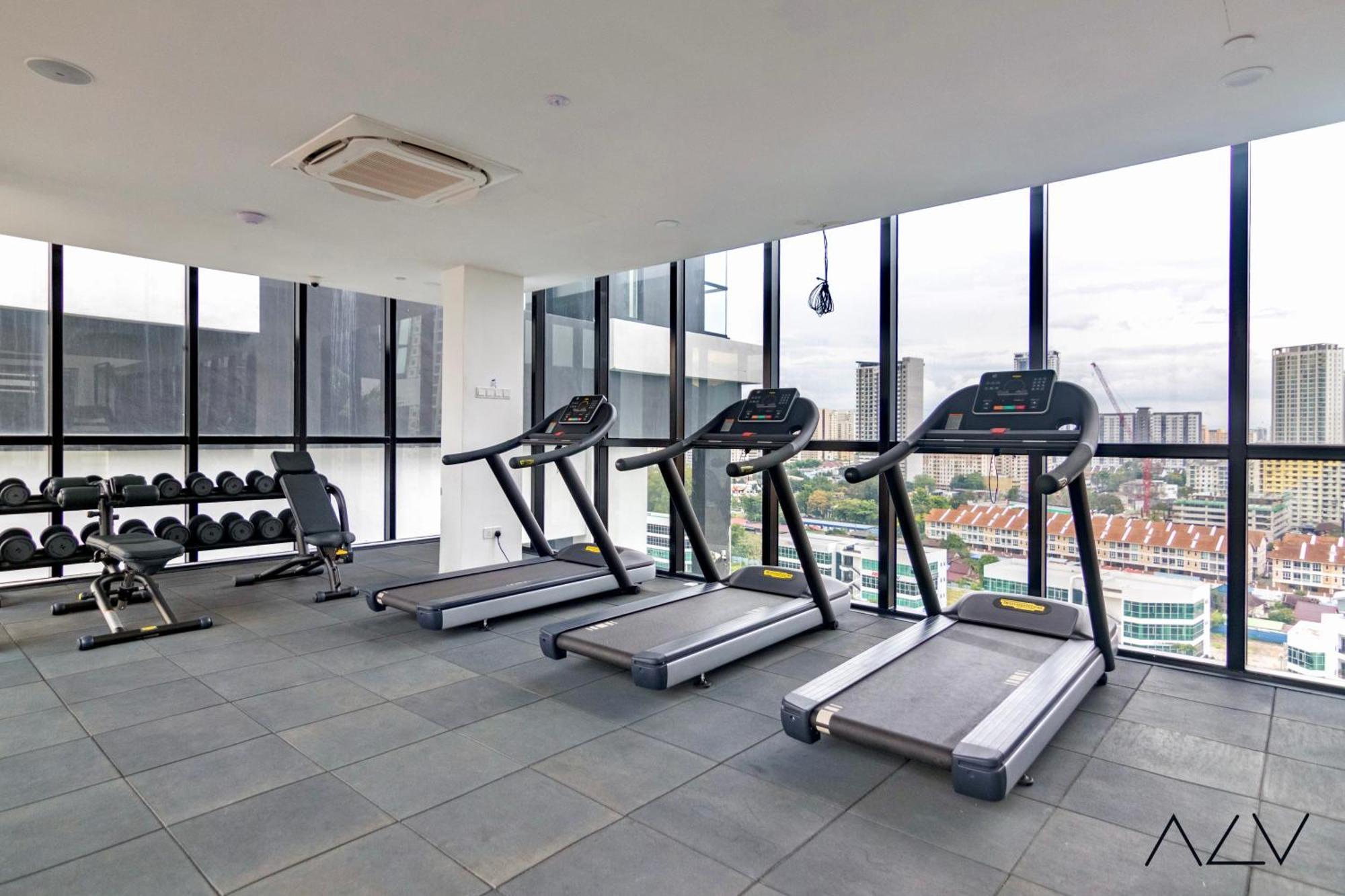Urban Suites, Signature Collection By Stellar Alv Jelutong Exterior photo